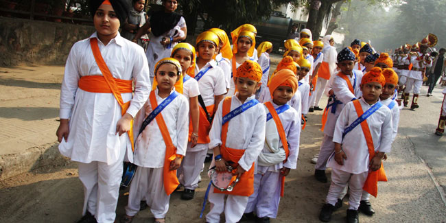 23 November - Guru Nanak's Day in India 23 November - Guru Nanak's Day in India