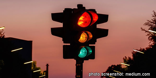 5 August - International Traffic Lights Day 5 August - International Traffic Lights Day