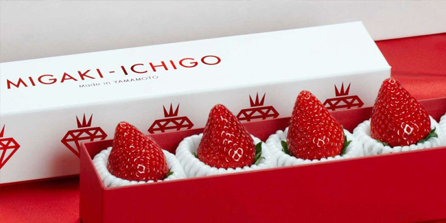 5 January - Strawberry Day in Japan 5 January - Strawberry Day in Japan