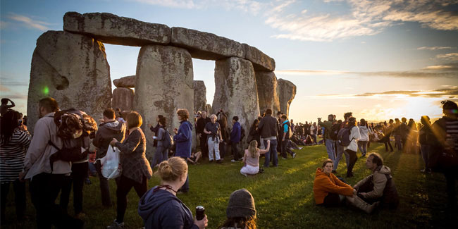 24 June - UK Midsummer Day 24 June - UK Midsummer Day