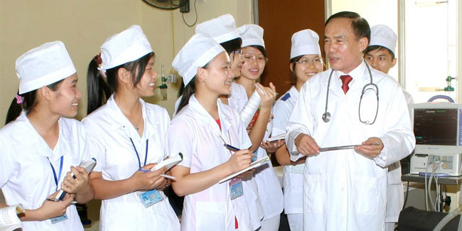27 February - Doctors' Day in Vietnam
