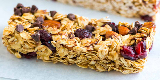 21 January - National Granola Bar Day and National New England Clam Chowder Day in USA