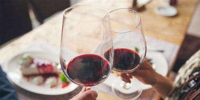 18 February - National Drink Wine Day in USA