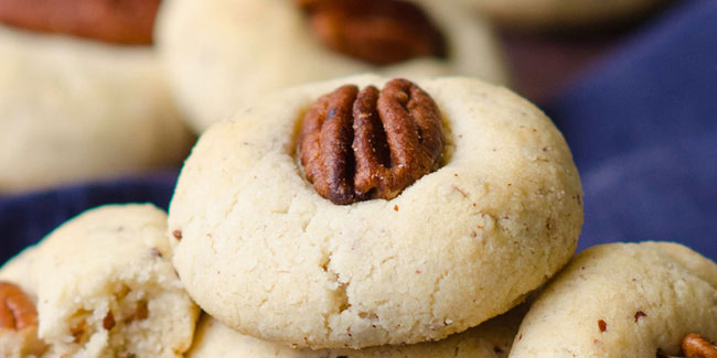 23 June - National Pecan Sandy Day in USA