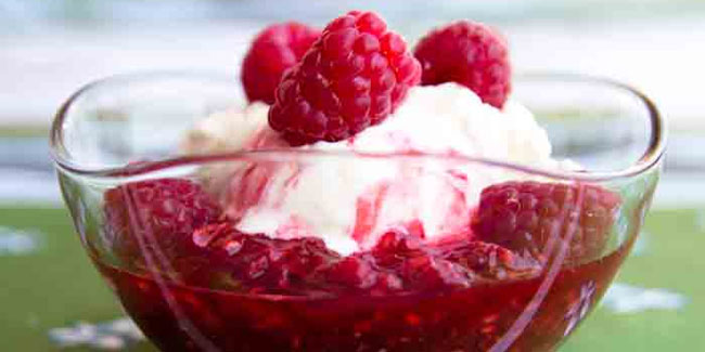 7 August - Raspberries and Cream Day in USA