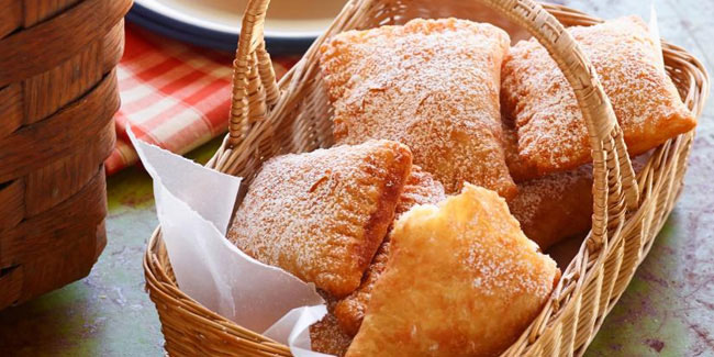 1 December - National Fried Pie Day and Eat a Red Apple Day in USA