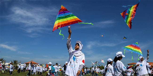 8 February - Kite Flying Day