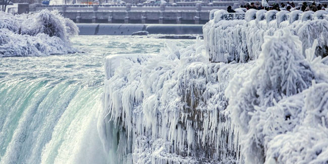 29 March - Niagara Falls Runs Dry Day