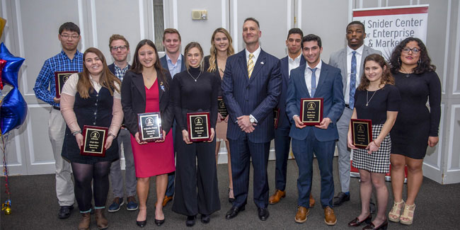 20 April - National Student Leadership Week in USA