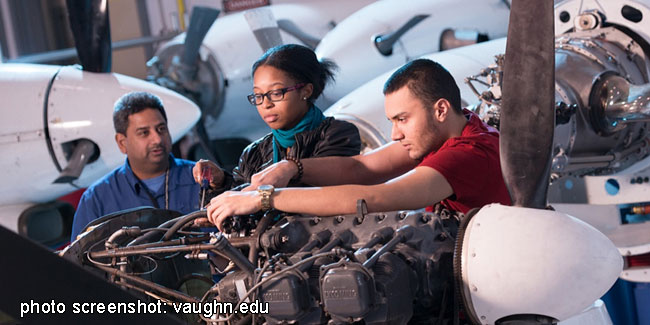24 May - Aviation Maintenance Technician Day in United States