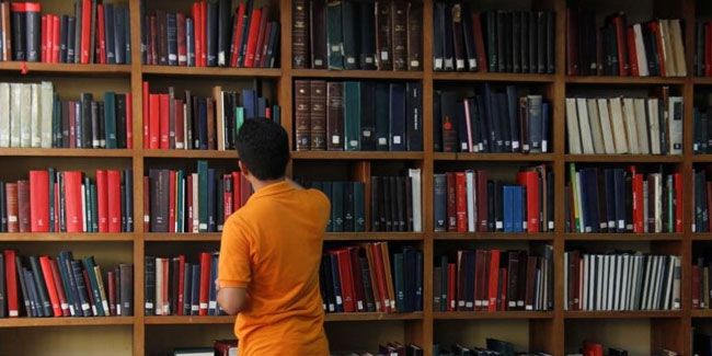 23 April - Librarian Day in Colombia