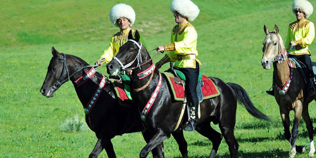 28 April - Turkmen Racing Horse Festival