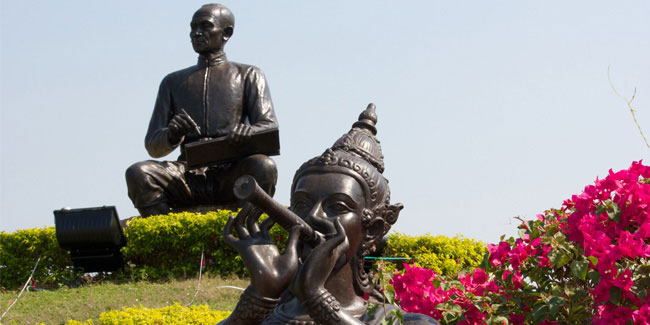 26 June - Sunthorn Phu Day in Thailand