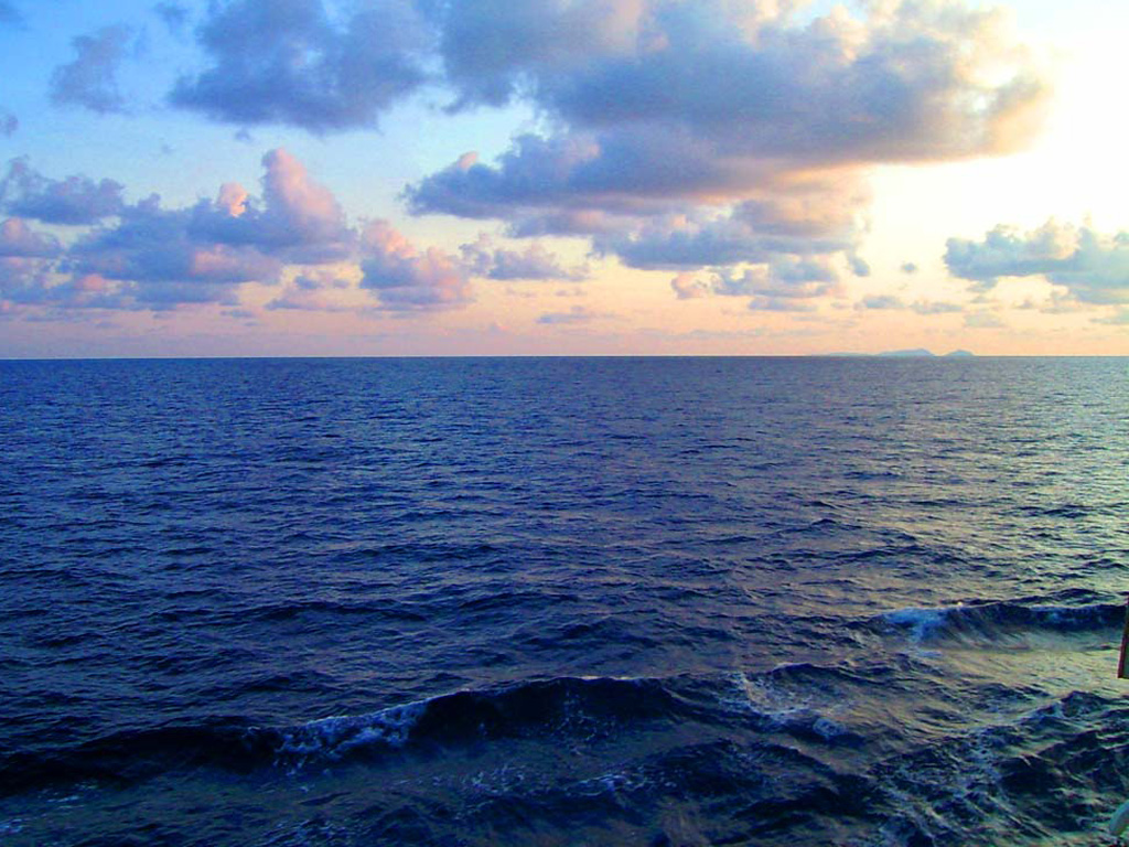 О море море. Тихий океан. Моря Тихого океана. Тихий океан океан. Тихое море.